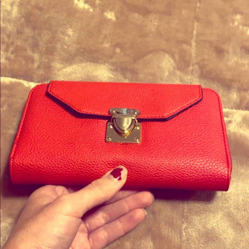 🤍 Wallet